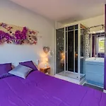 Petit Coin De Paradis Perigourdin *