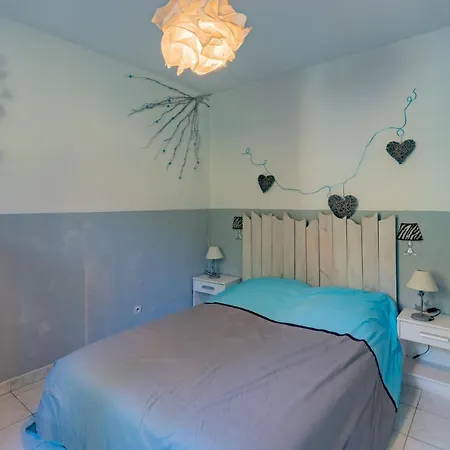 Casa de Férias Petit Coin De Paradis Perigourdin *