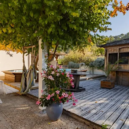 Petit Coin De Paradis Perigourdin *