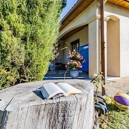Petit Coin De Paradis Perigourdin Montrem